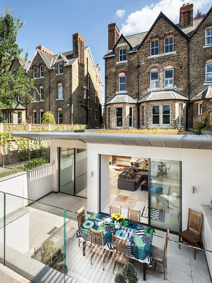 Oxford für Fortgeschrittene – Features kaufen – 11251016 living4media