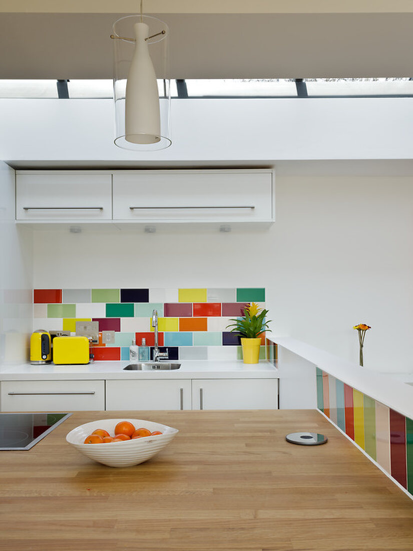 Keller mit Haus – Features kaufen – 11159640 living4media