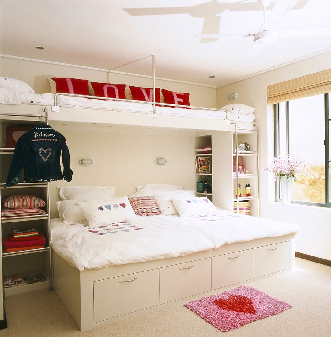 Bunk beds in bedroom