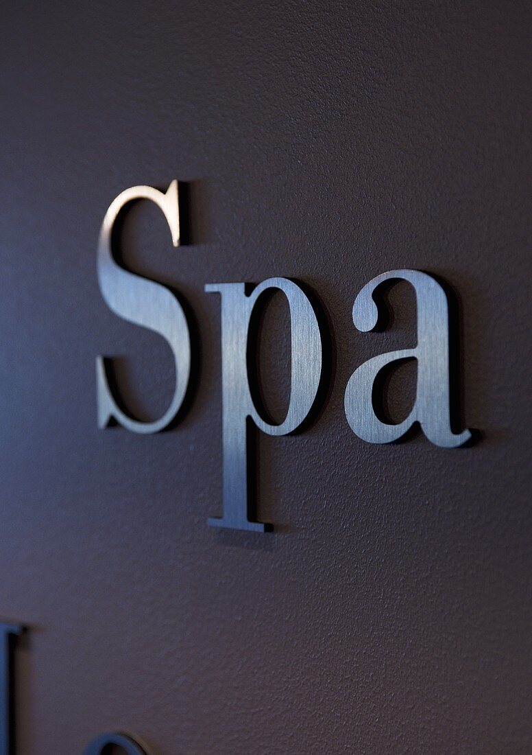 The word SPA on a wall