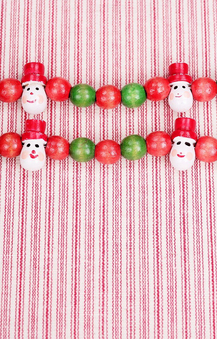 Wooden Christmas chain