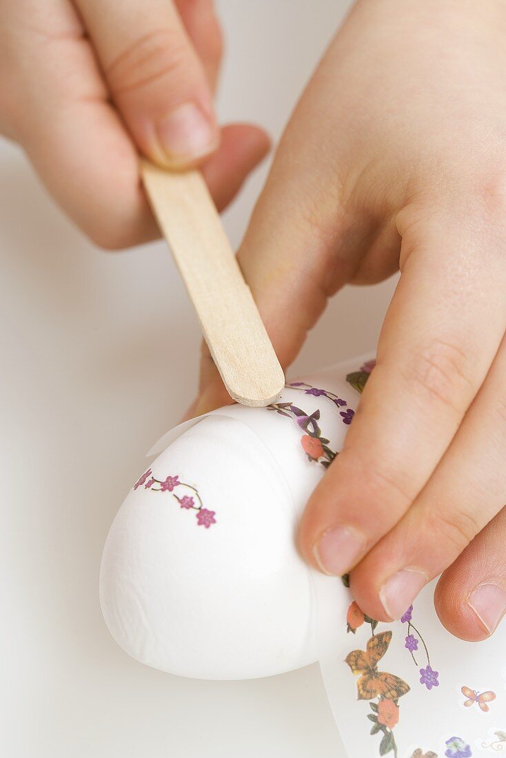 Decorating Easter eggs