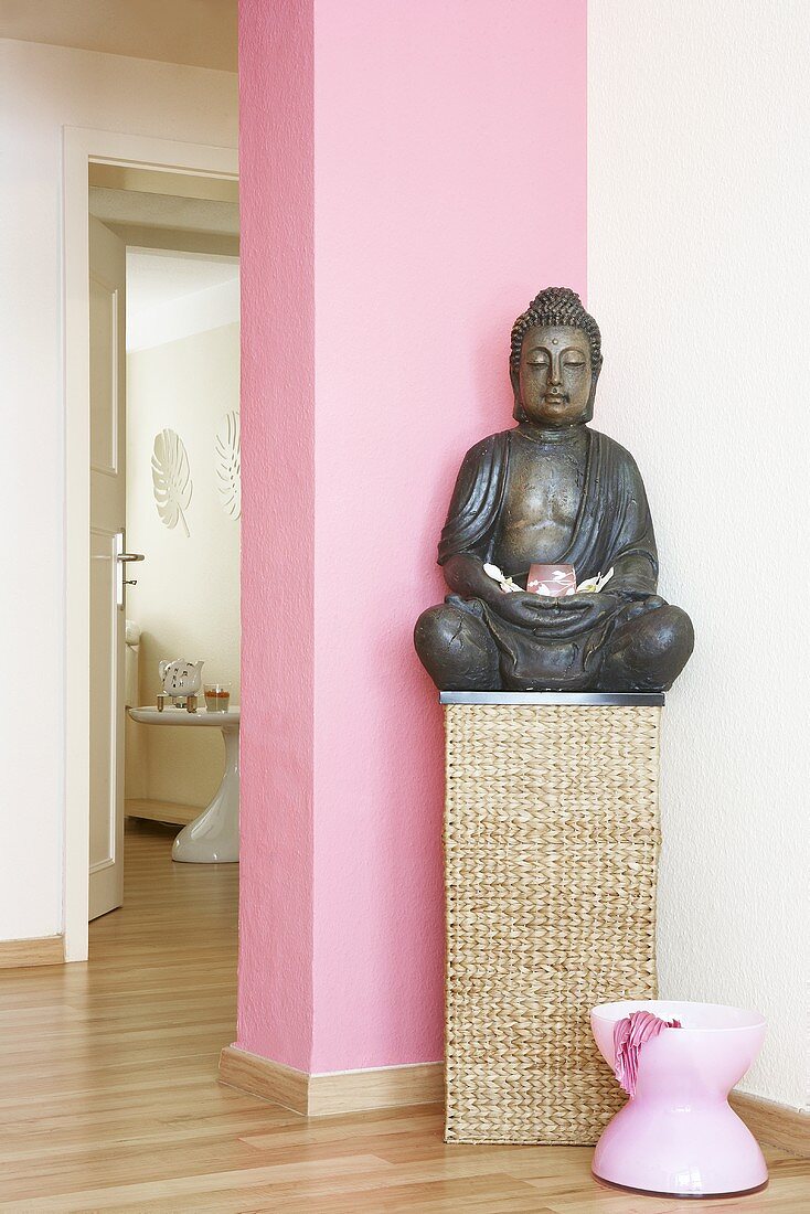 A Buddha statue as decoration in a doctor's surgery