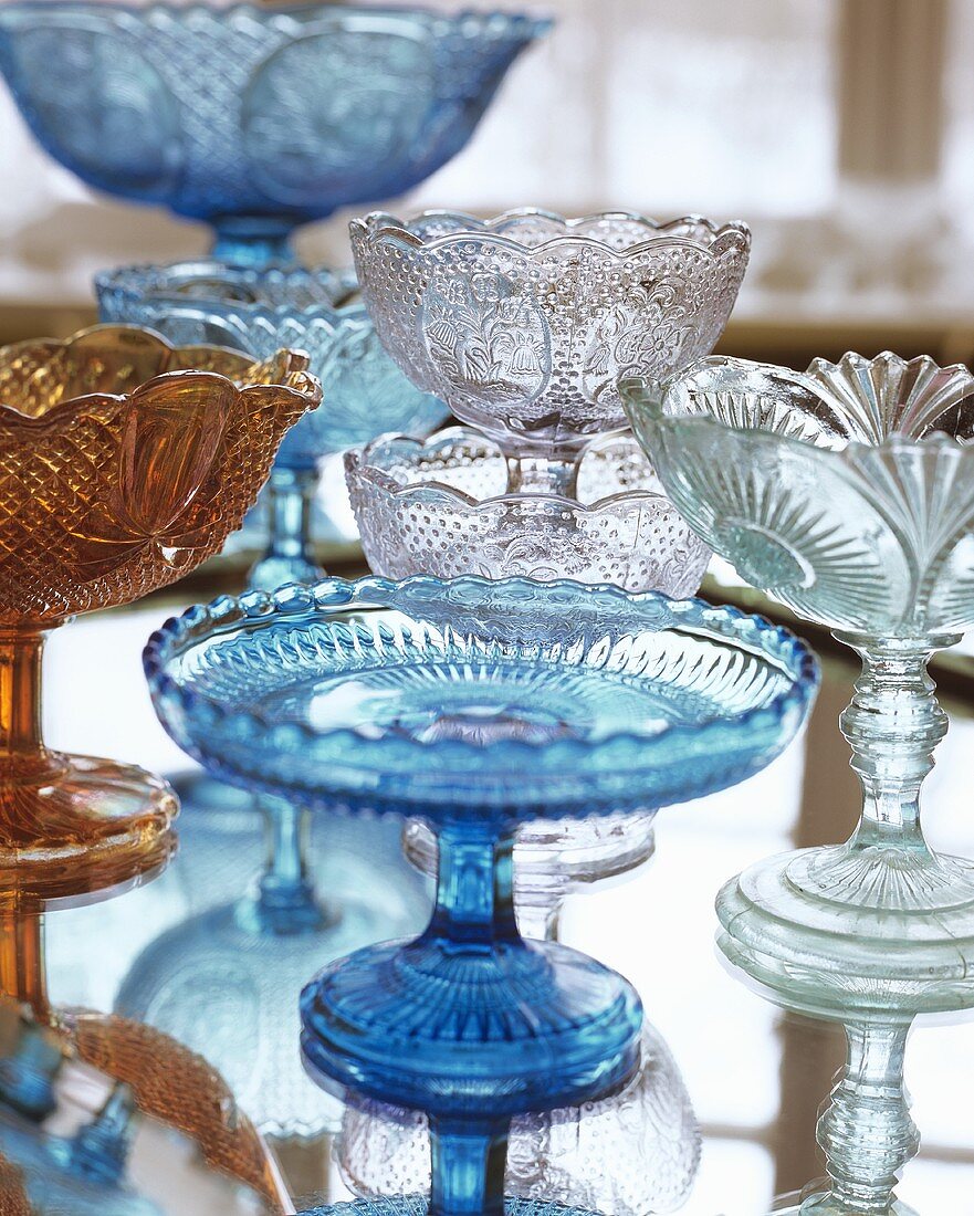 Dekorative Glasschalen