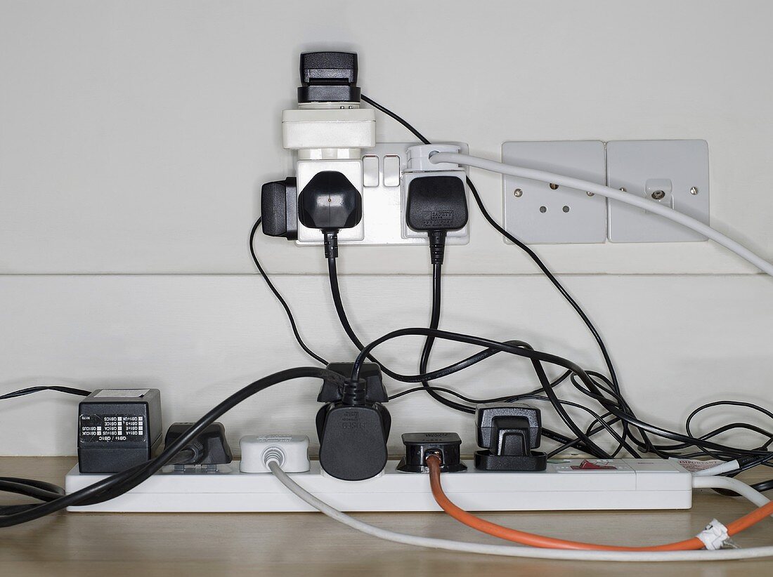 Plug sockets and cables