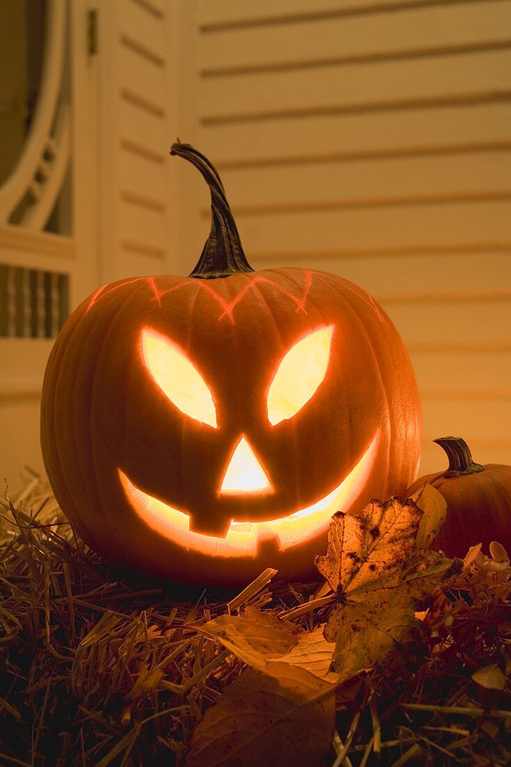 Halloween decoration: pumpkin lantern