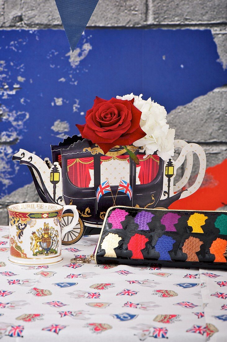 Souvenirs on the theme of the Queen's Diamond Jubilee