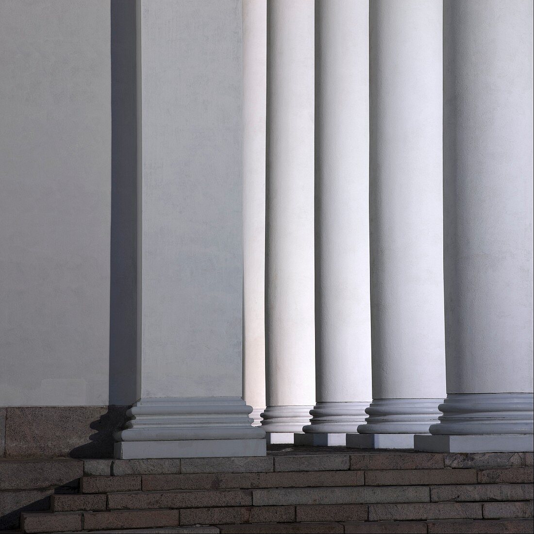 Columns outside a church (Helsinki)