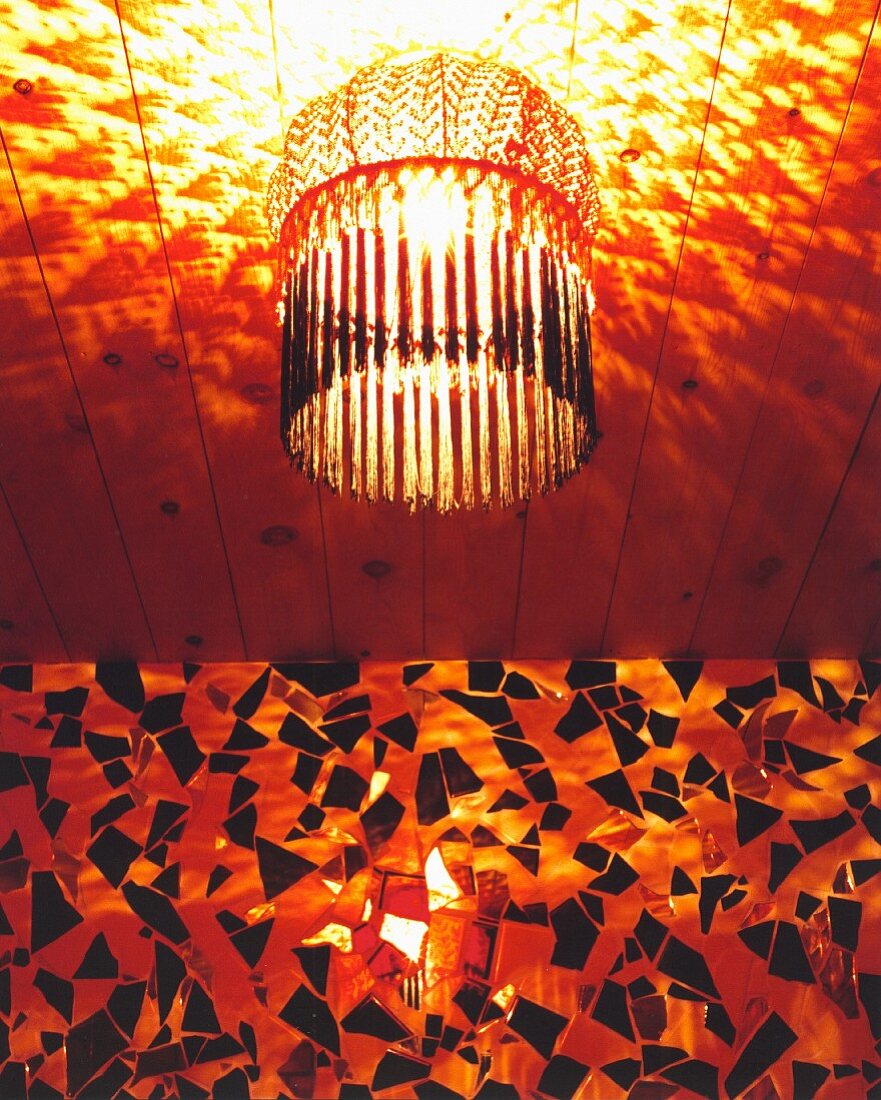 Deckenlampe in einem modernen Haus