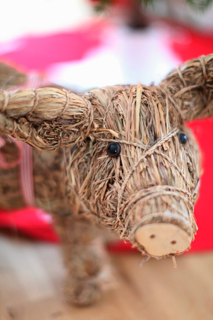 Animal figurine made of straw