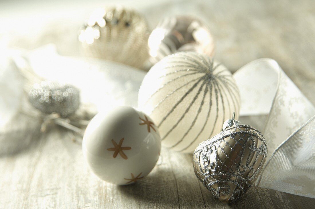 White and silver Christmas baubles
