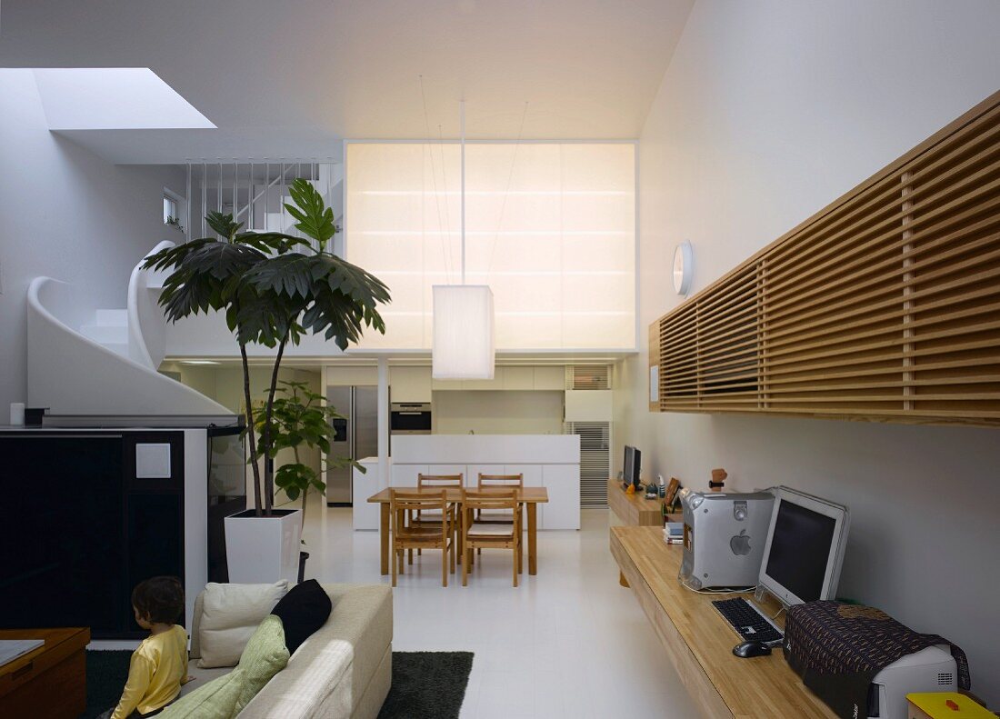 Offene moderne Maisonette- Wohnung mit home office und Essplatz
