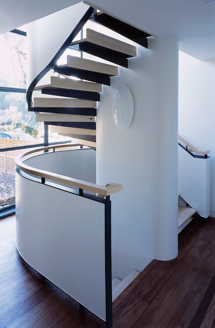 Stairwell with spiral staircase