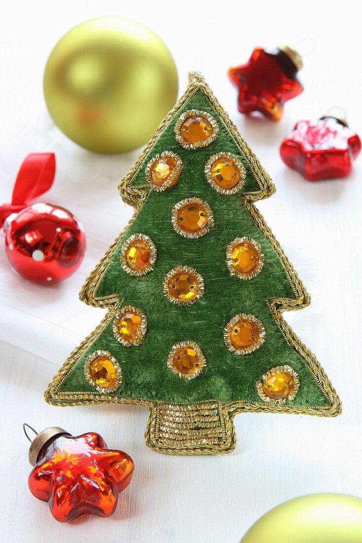 Fabric Christmas tree and Christmas tree baubles