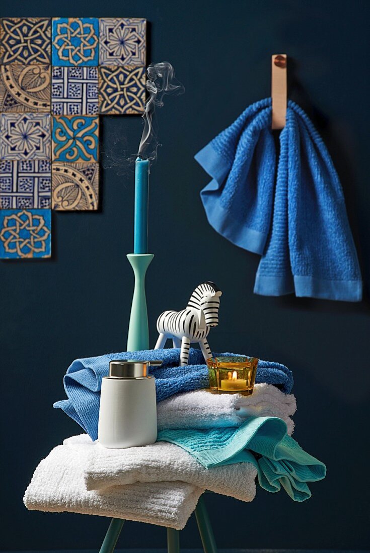 Deko-Inspirationen für das Badezimmer in Blau und Weiß