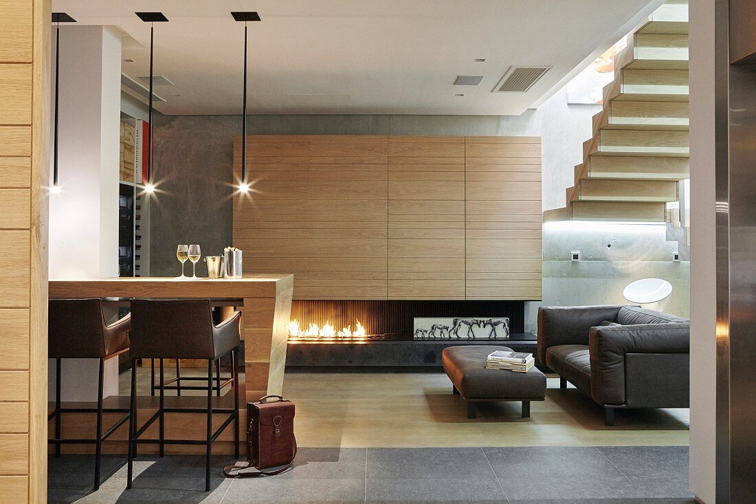 Modern living room in wood and concrete