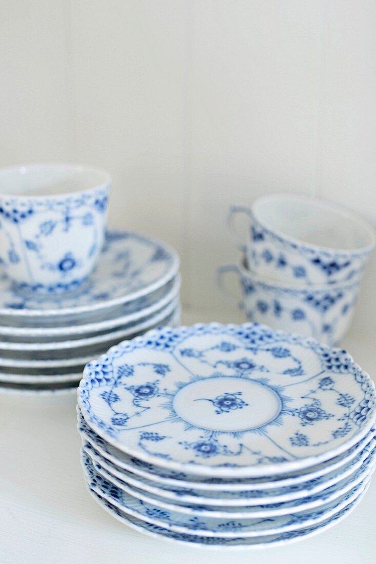 White and blue painted breakfast crockery (Royal Copenhagen Musselmalet china)