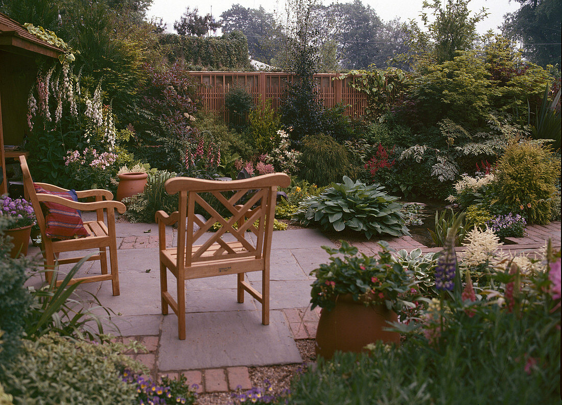 Sitzplatz IM Garten