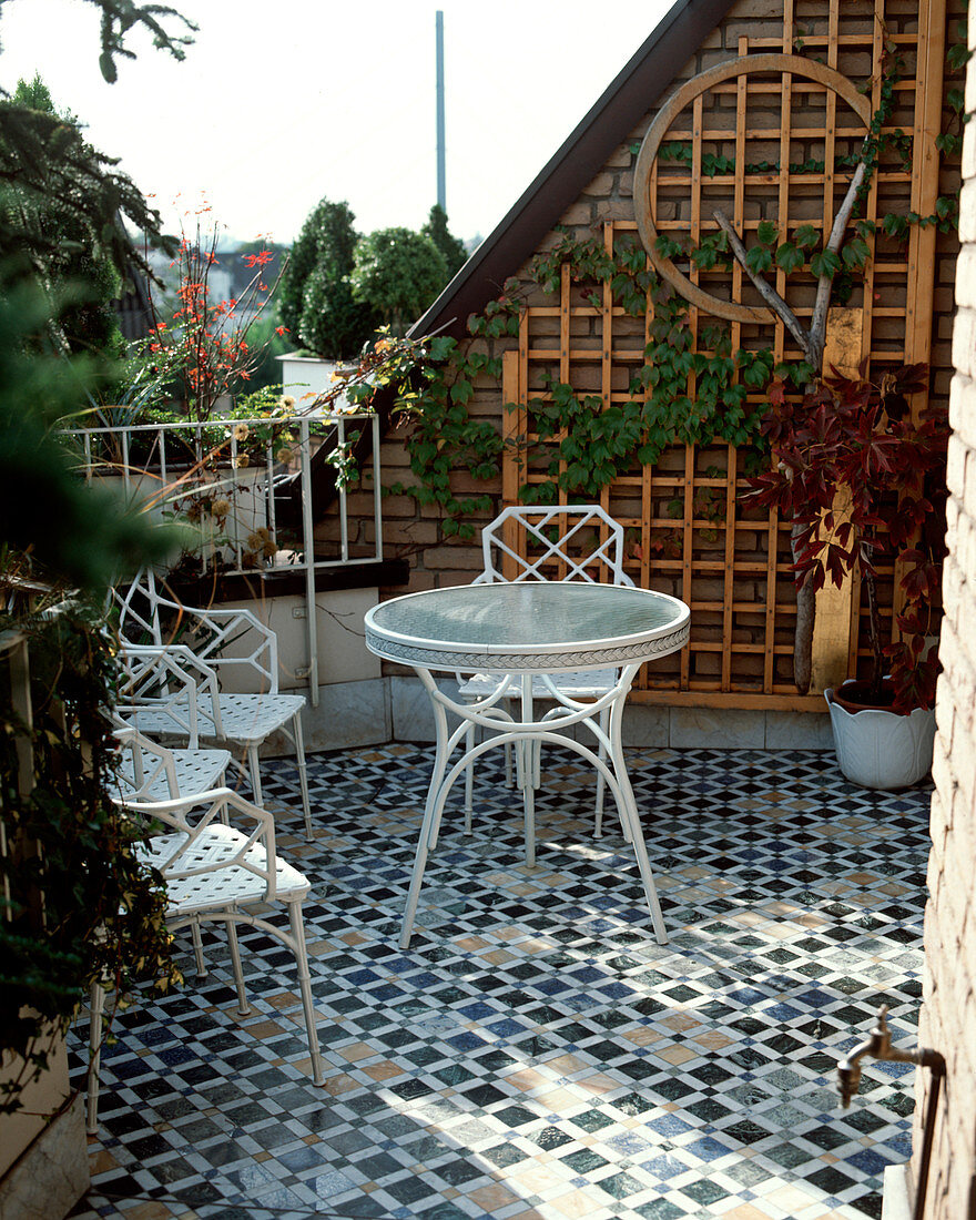 Roof terrace with mosaic of coloured marble