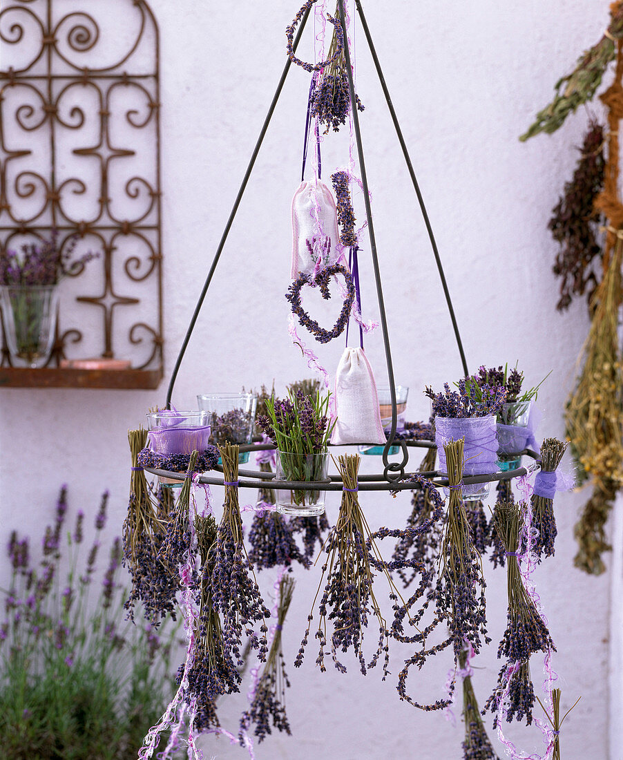 Lavandula (lavender) as posy, hearts, sachet