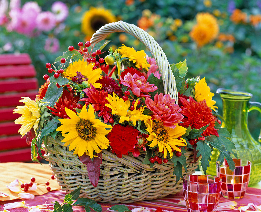 Basket with helianthus (sunflower)