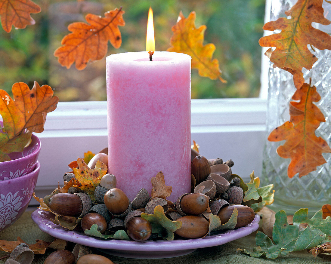 Oak wreath around candle