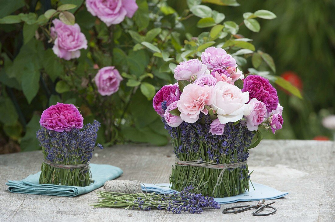 Glas mit Verkleidung aus Lavendel