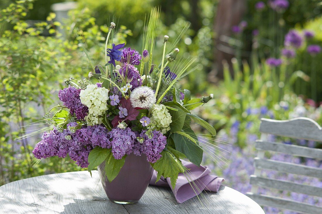 Fragrant spring bouquet 'Quer durch den Garten'