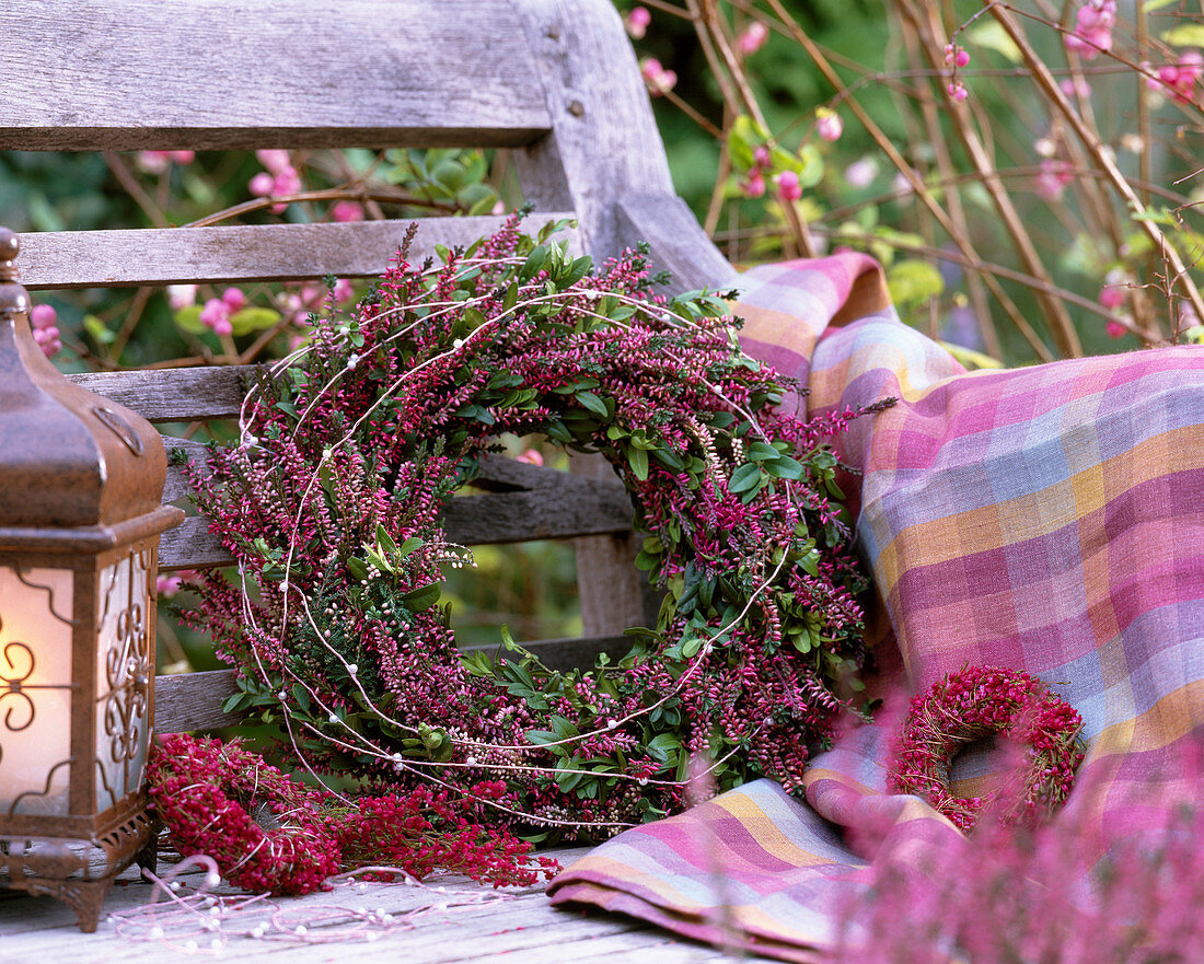 Wreath from Calluna and Buxus
