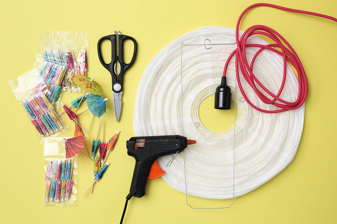 Materials for making a customised paper lamp with paper lampshade