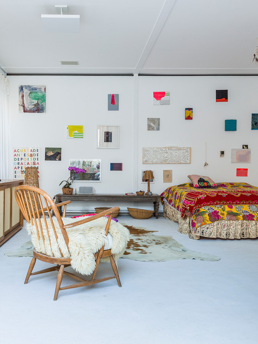windsor armchair in bedroom with gallery … – buy image
