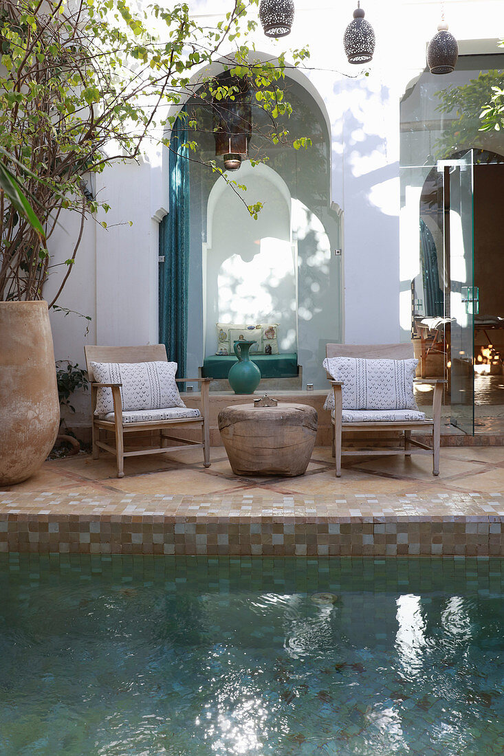 Innenhof mit Pool im Hotel Ryad Dyor (Marrakesch, Marokko)