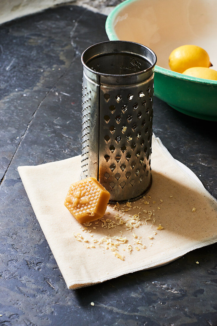 Beeswax, grater and grated beeswax