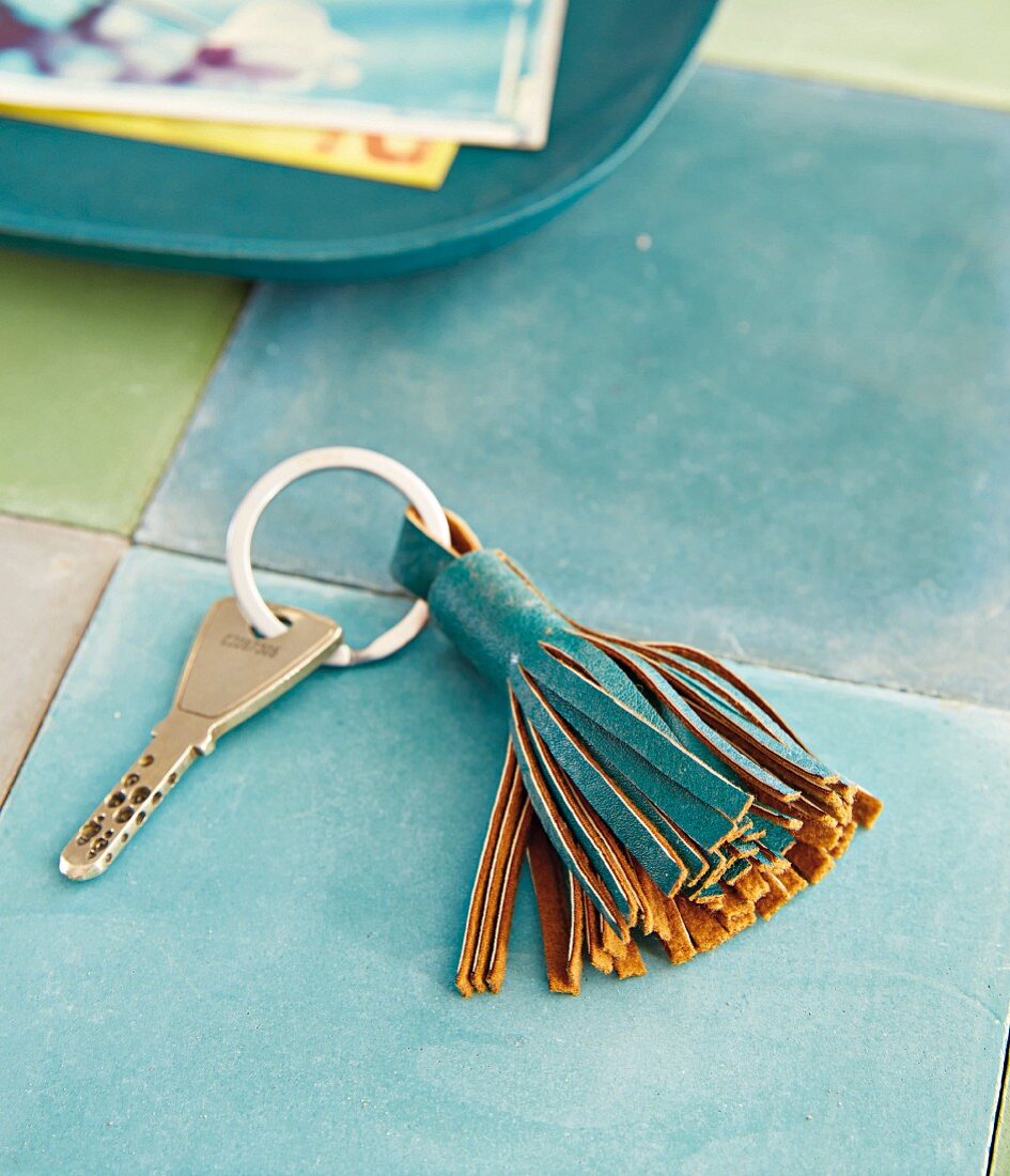 A DIY faux leather tassel for a keyring