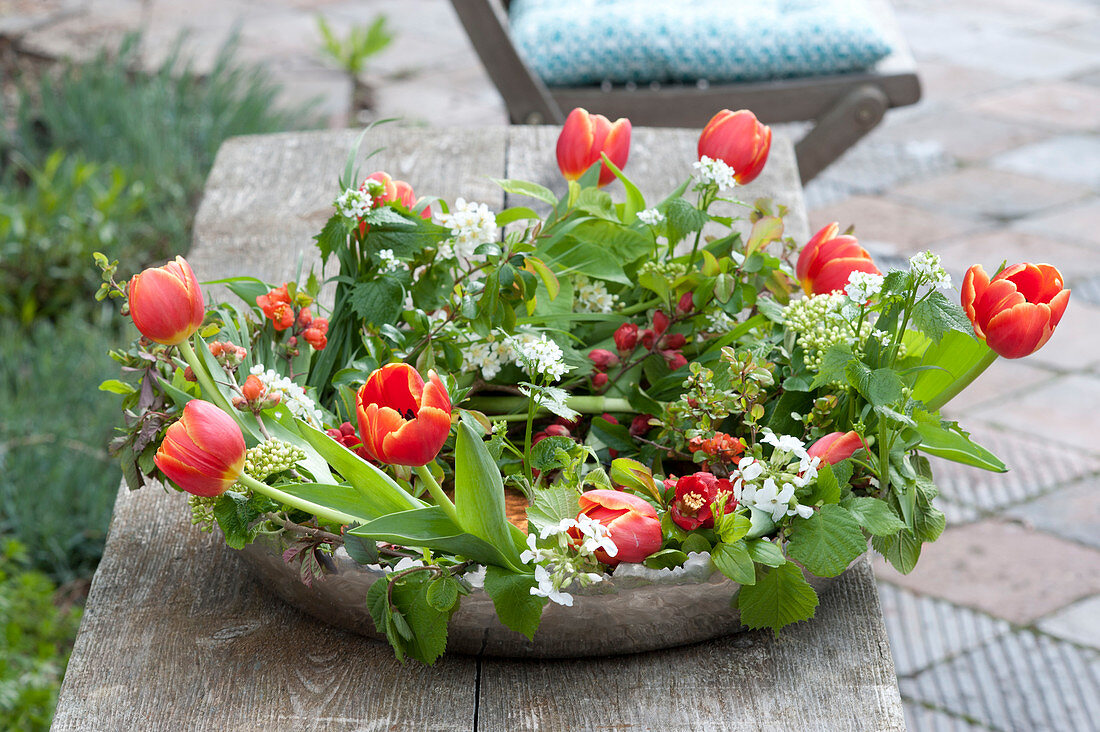Spring wreath in bowl with water