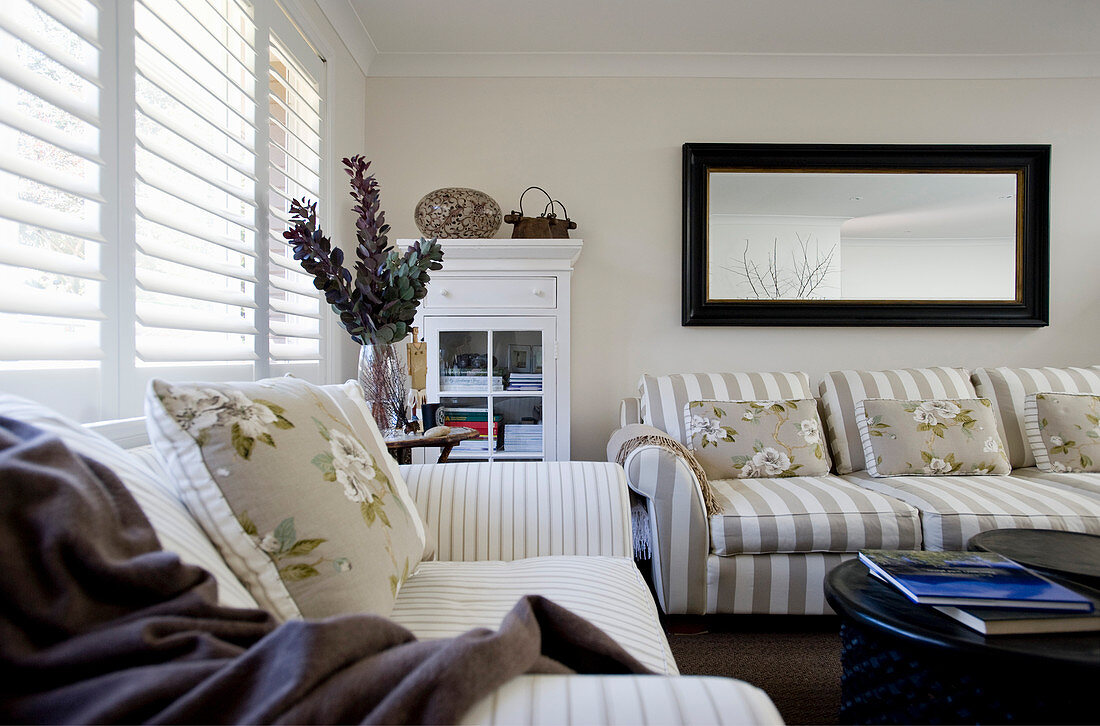 Beige And White Striped Sofa In Classic Buy Image 12893123 Living4media