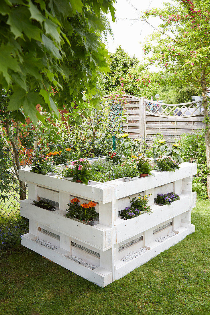 Raised bed made from pallets