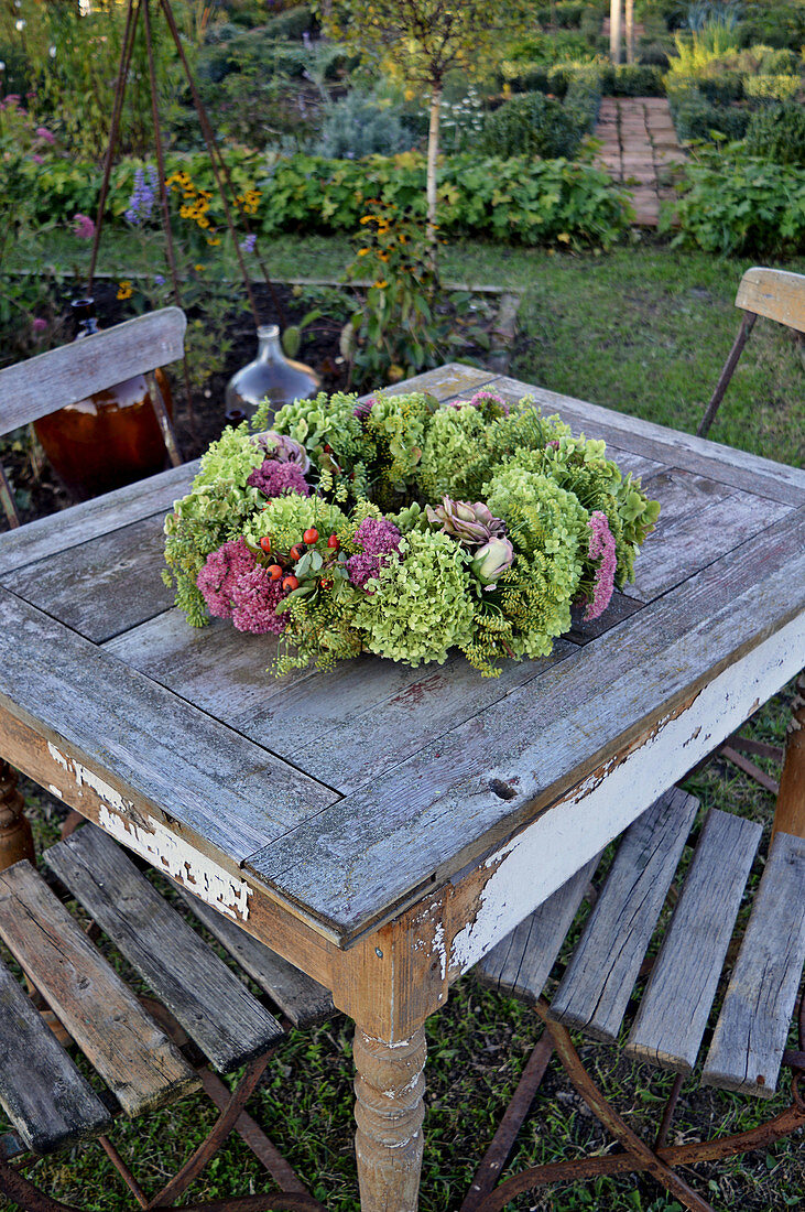 Autumn wreath as a table decoration