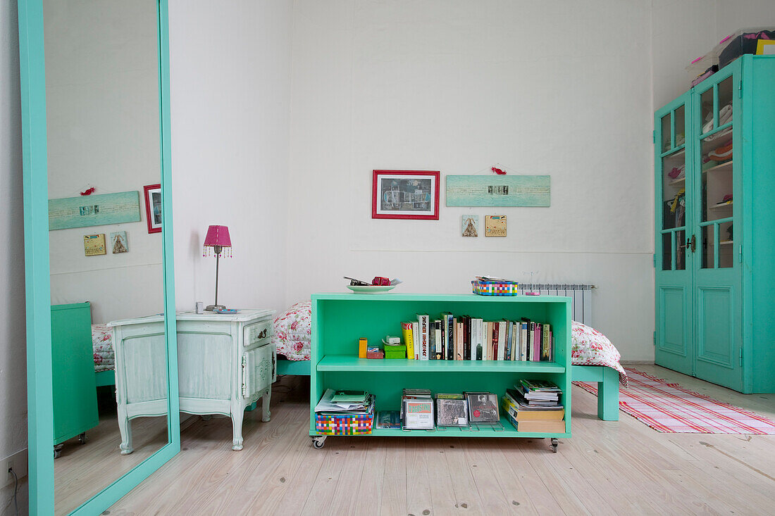 Simple bedroom in modern apartment Buenos Aires, Argentina