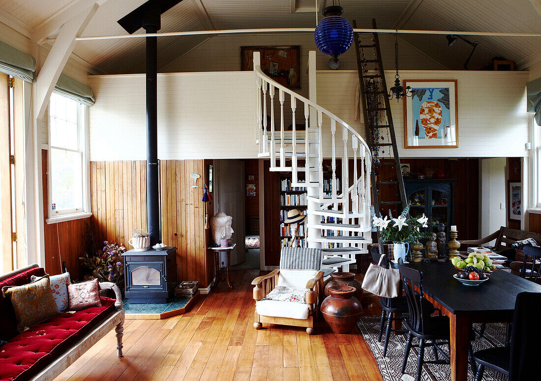 Werkstatt-Atelier mit Zwischengeschoss in Masterton, Neuseeland