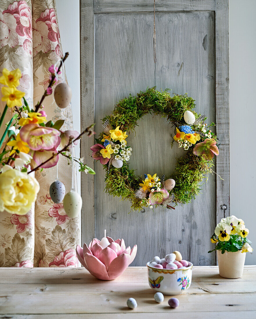 Rustic Easter Wreath with sugar easter eggs
