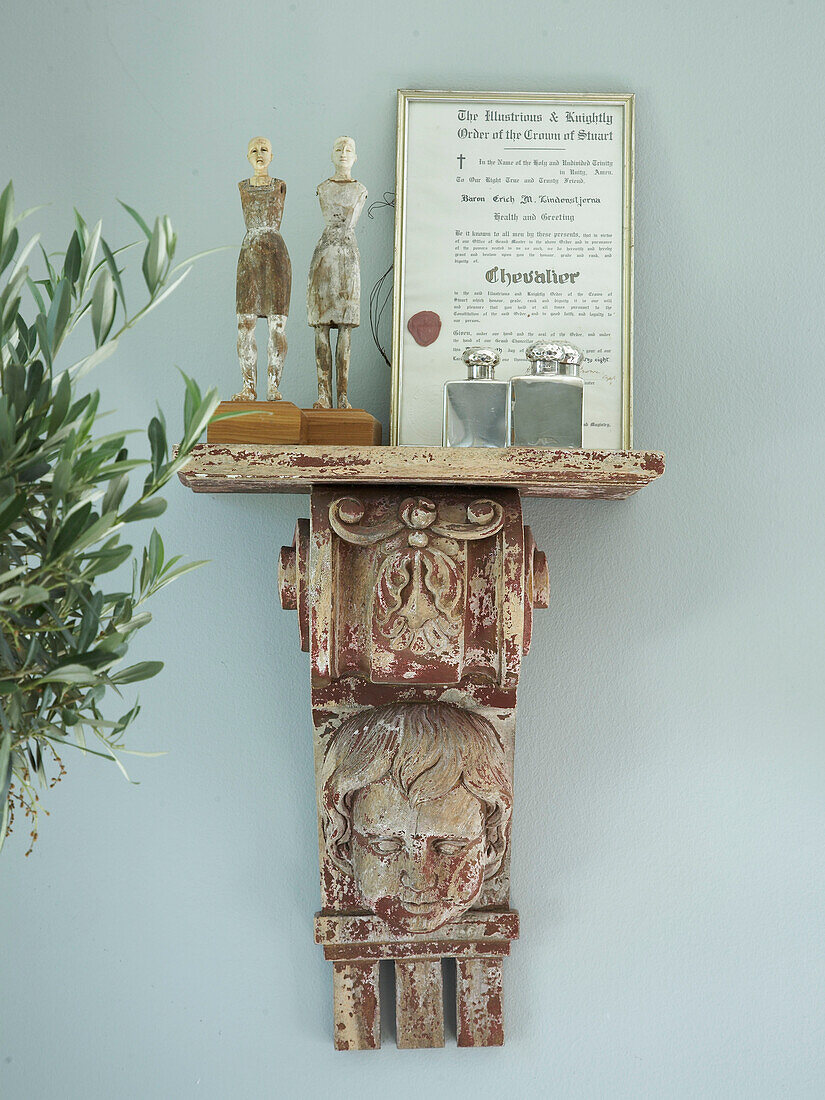 Decorative all shelf with ornaments
