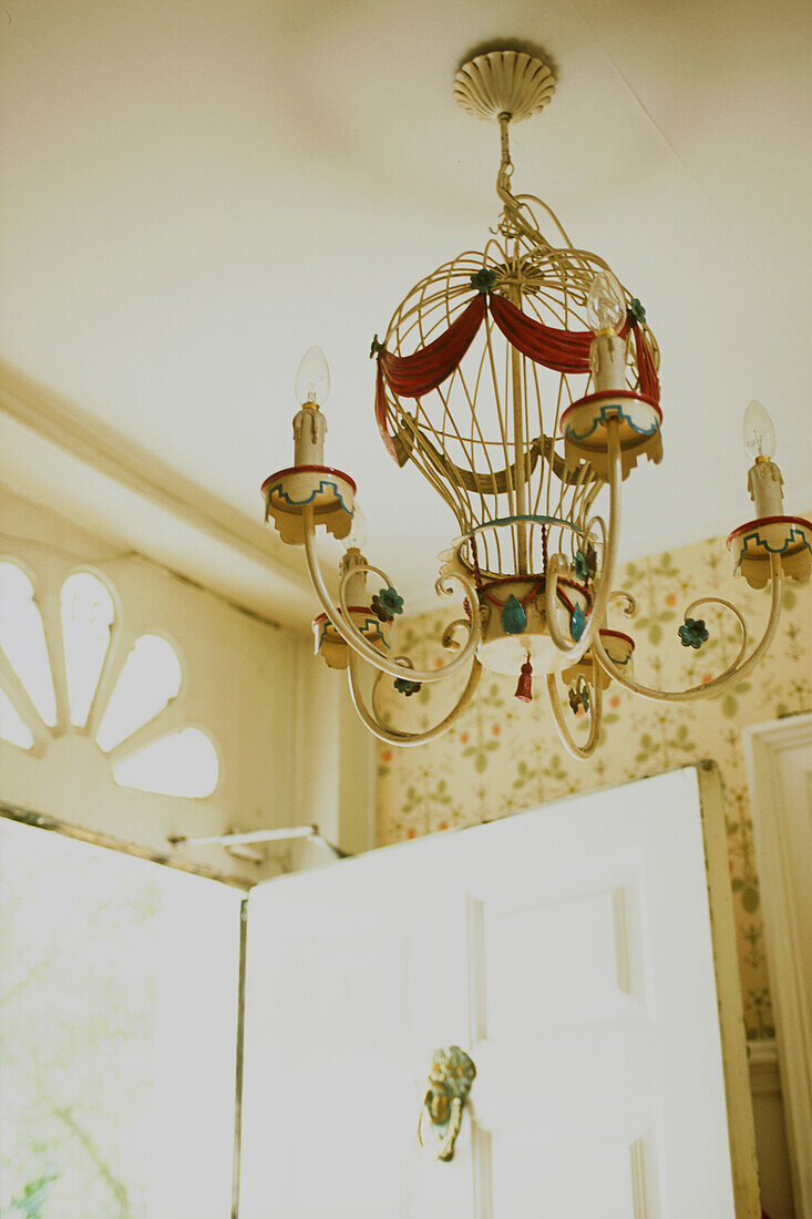 Chandelier in entrance hall