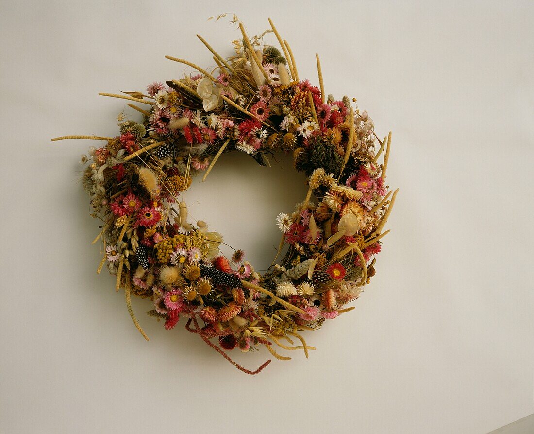 Dried flowers and grasses in Thanksgiving wreath