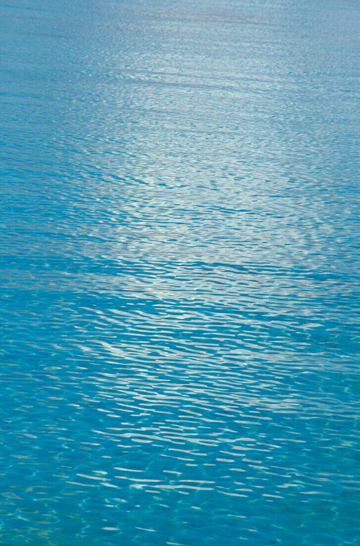 Gekräuseltes Meerwasser auf den Malediven