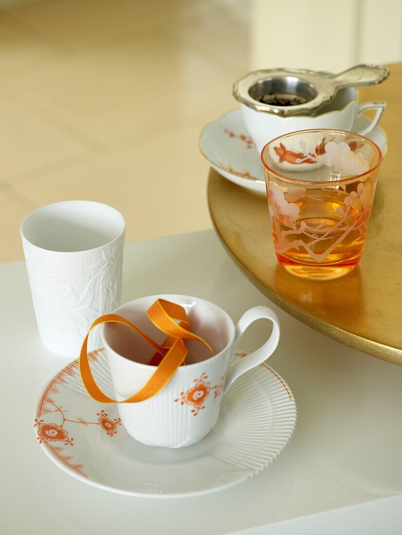 Tabletop display of a tea set