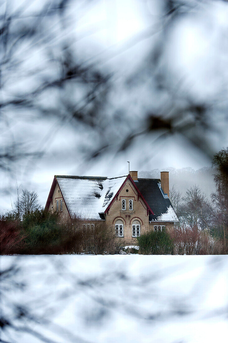 Landhaus in Winterlandschaft Odense Dänemark