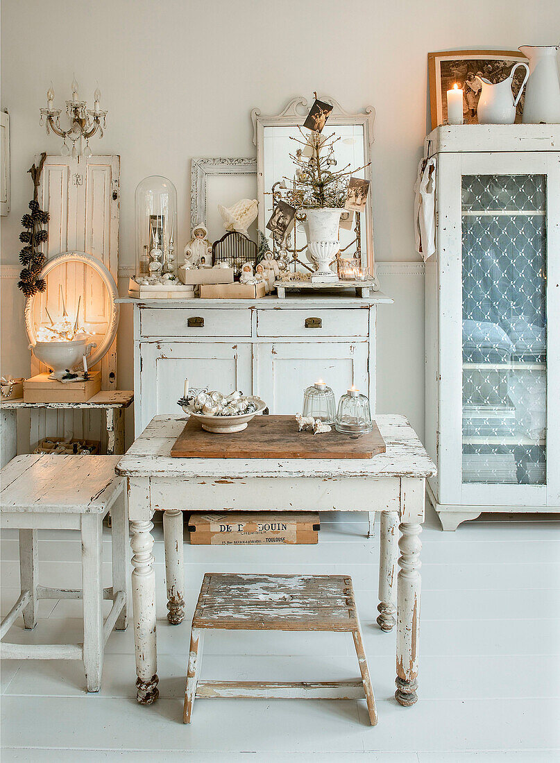 Shabby chic style kitchen with Christmas decorations