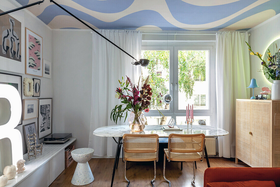 Marble dining table, chairs with Viennese wickerwork and colorful ceiling painting