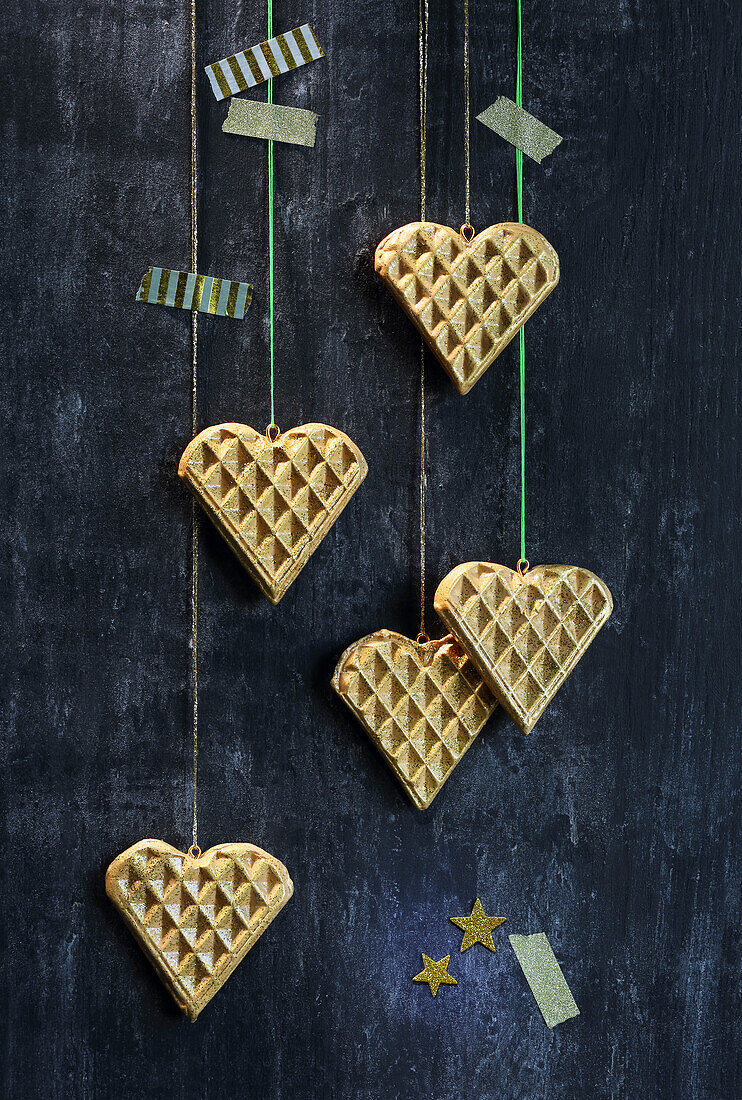 Wafer heart pendants made from modeling clay as a Christmas decoration